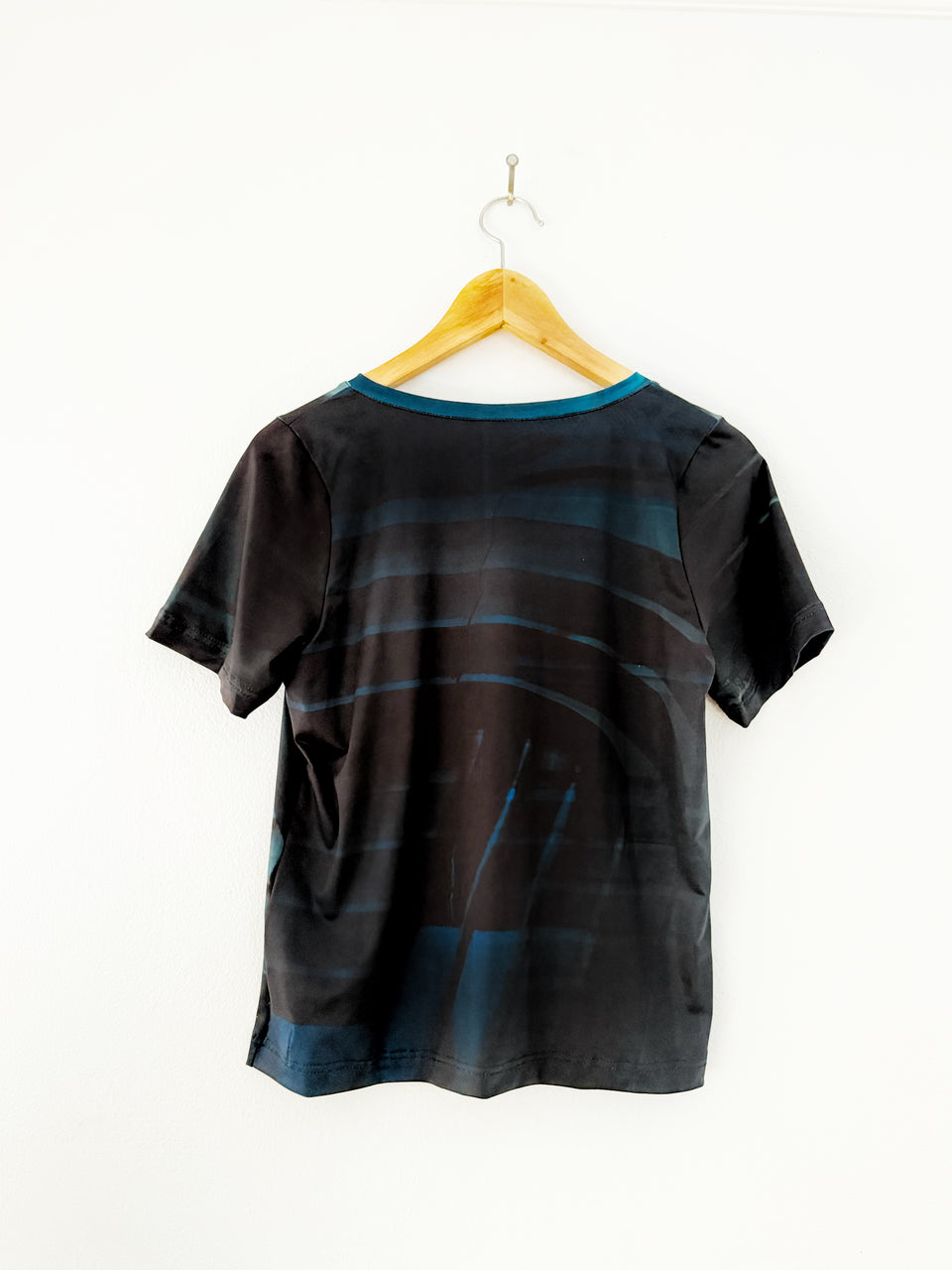 V neck T-shirt
