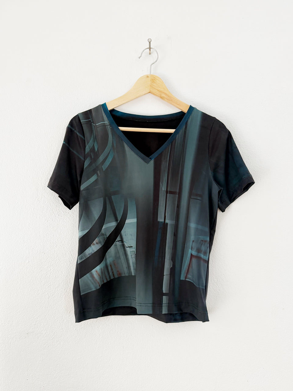 V neck T-shirt